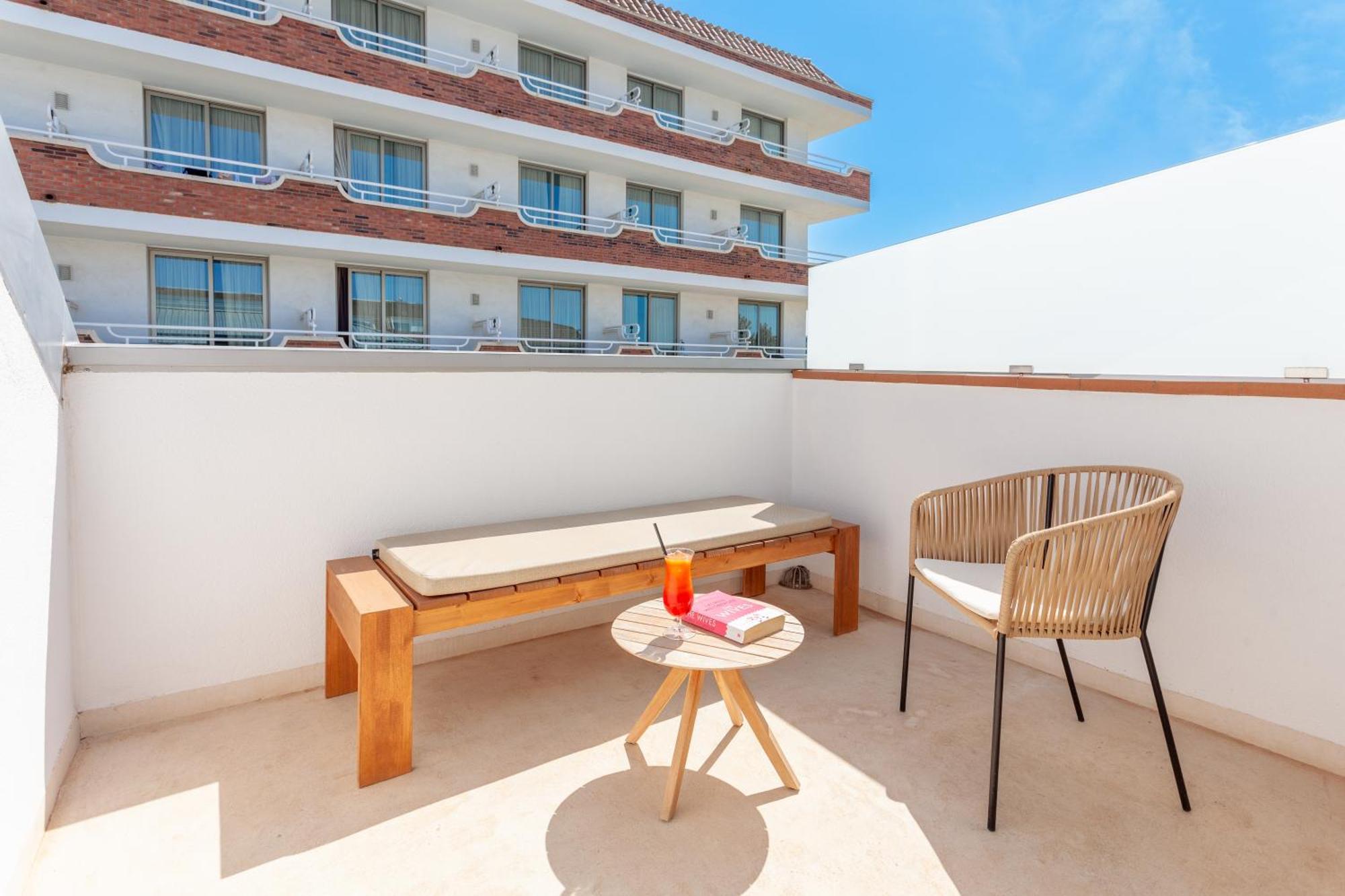 Dwo Sirius - Adults Only Hotel Santa Susanna Exterior photo